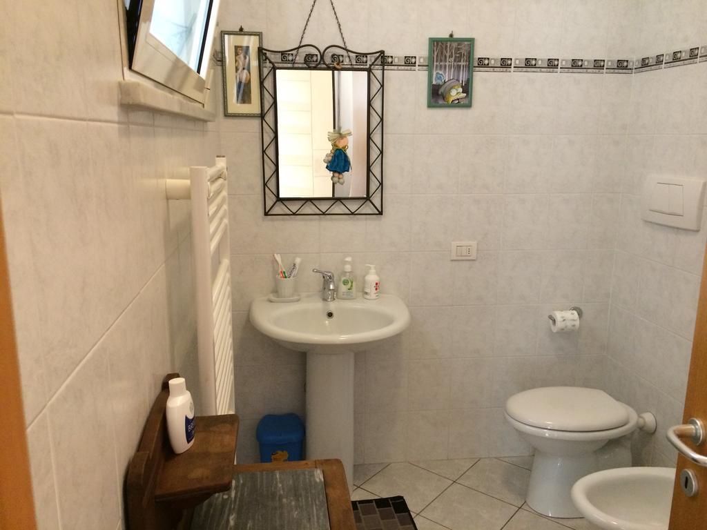 Casa Vacanze "Marina Vecchia" Villa Сенигалия Екстериор снимка